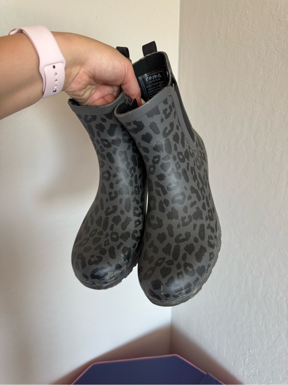 Roma Gray Leopard Chelsea Rain Boots